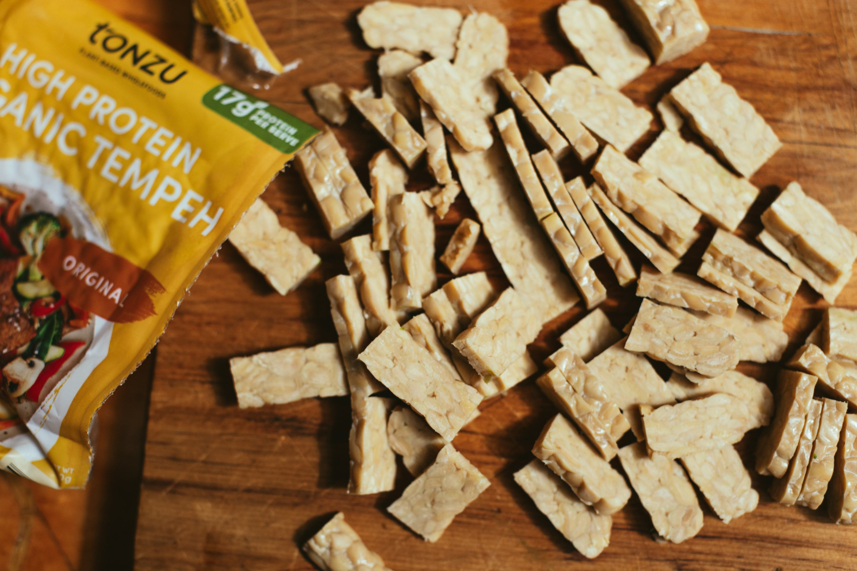 Lentil and tempeh salad with tahini dressing Lagom