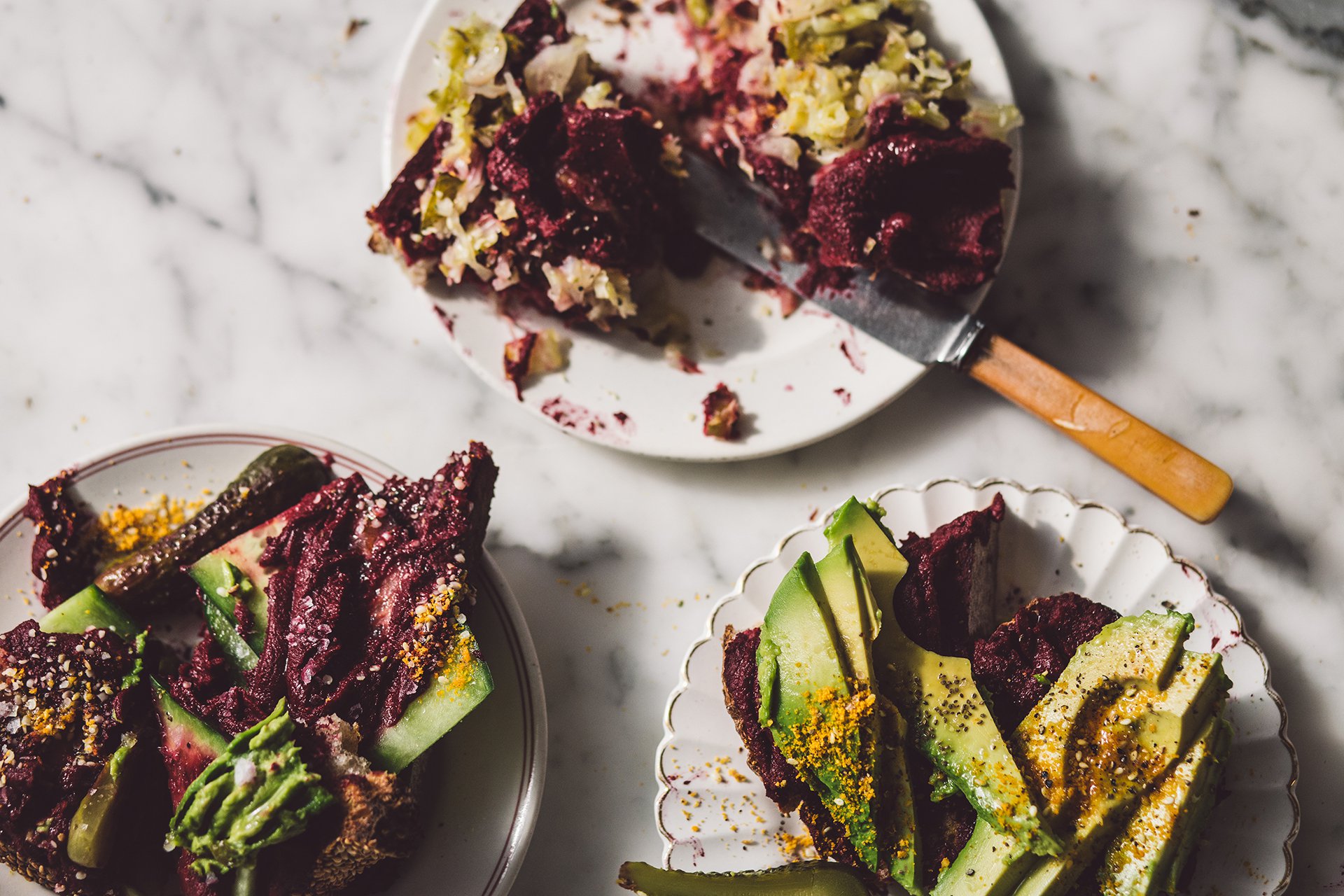 Roasted beetroot dip with cannellini beans Lagom